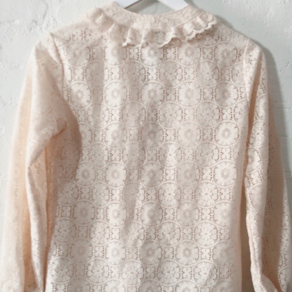 Vintage lace blouse with frill accents - Picture 6 of 6